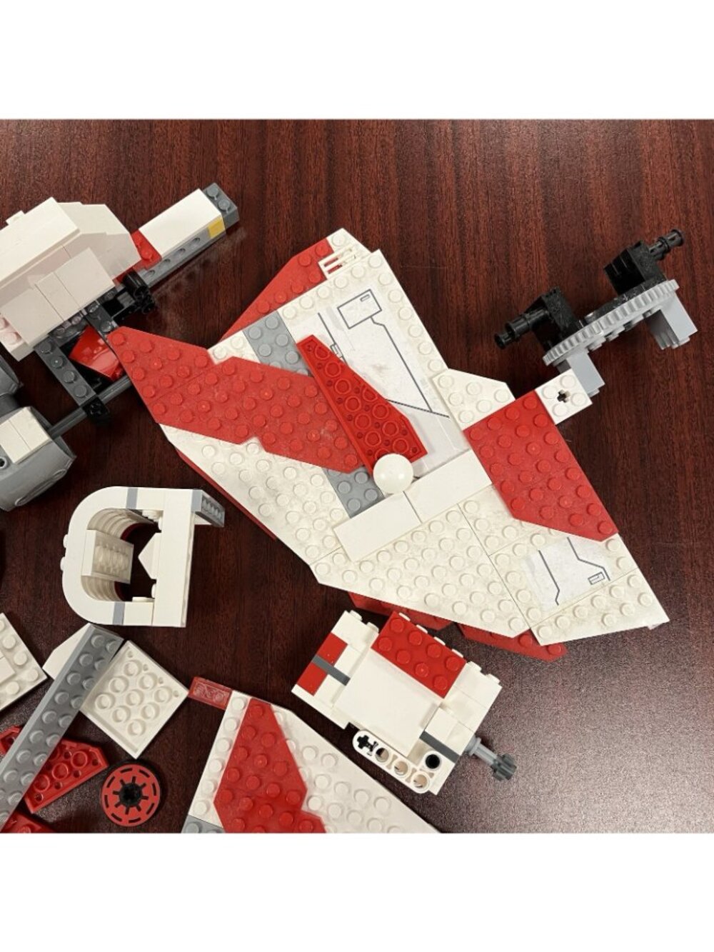 LEGO Star Wars 7931 T-6 Jedi Shuttle Obi-Wan Incomplete No Manual - F12 - Picture 4 of 5